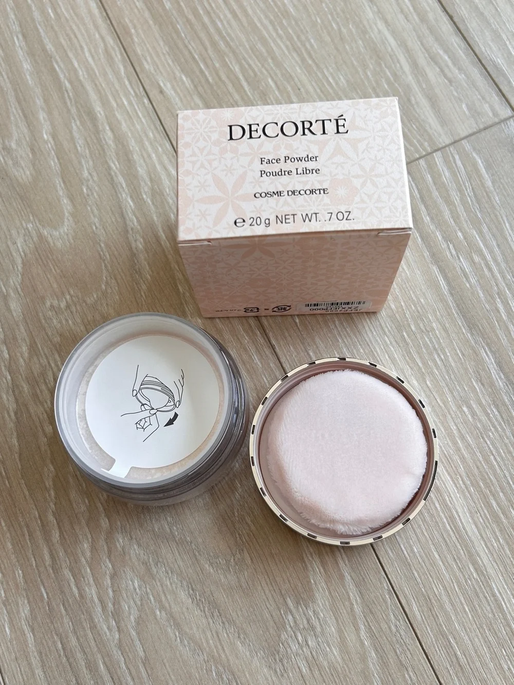 Cosme Decorté Loose Powder Translucent Setting Powder